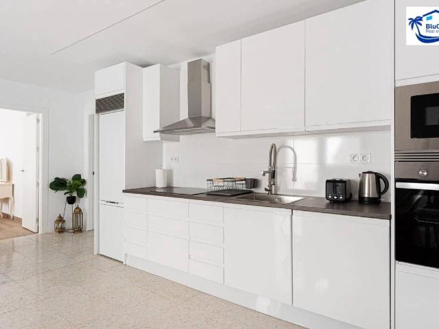 Apartment for rent in El Palo, Málaga city, Málaga