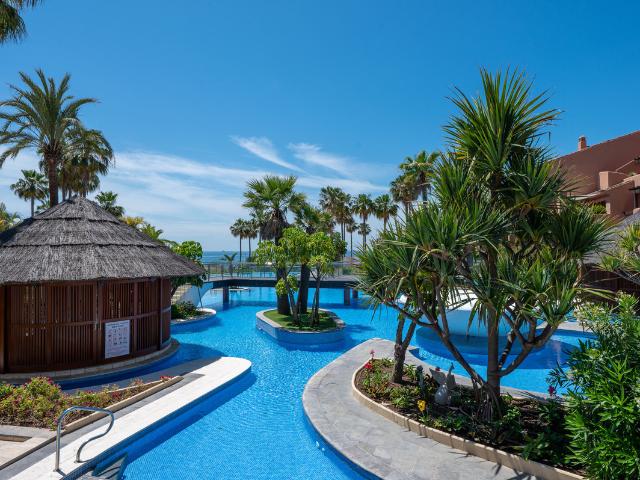 Apartment For Rent in Estepona, Estepona