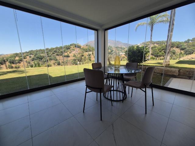 Apartment For Rent in Estepona, Estepona