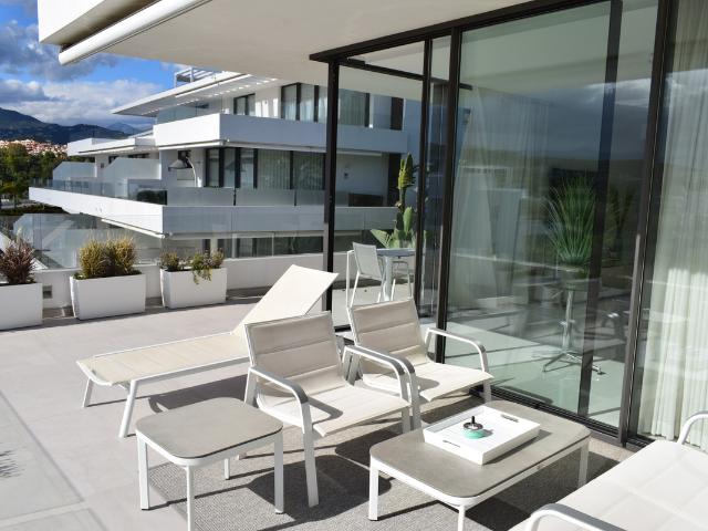 Apartment For Rent in Estepona, Estepona