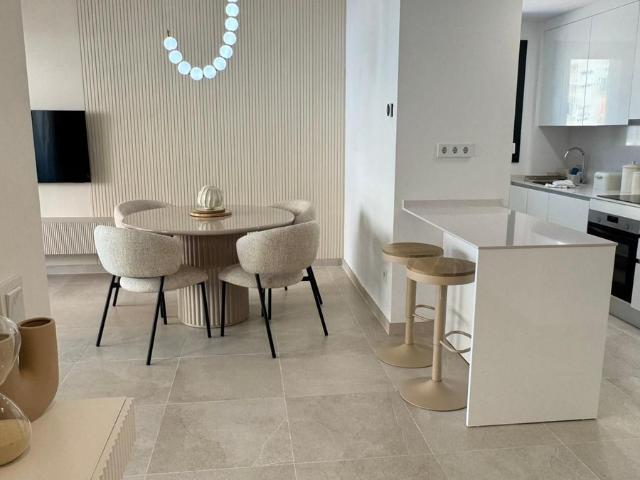 Apartment For Rent in Estepona, Estepona