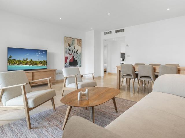 Apartment For Rent in Estepona, Estepona
