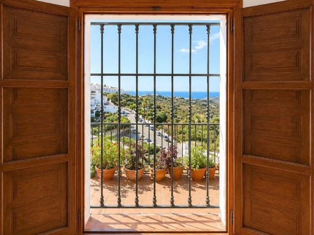Apartment for rent in Frigiliana, Málaga
