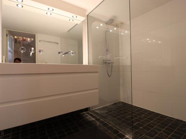 Apartment for rent in Karthuizersdwarsstraat 24, 1015 KP Amsterdam
