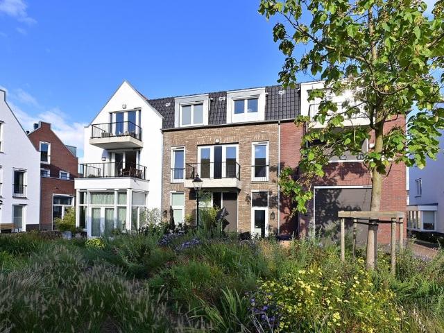 apartment for rent in Keucheniusstraat 8 A 1271BN Huizen De Noord Huizen