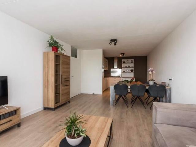 Apartment for rent in Over de Vesten 103, 3116AH, Schiedam, Netherlands