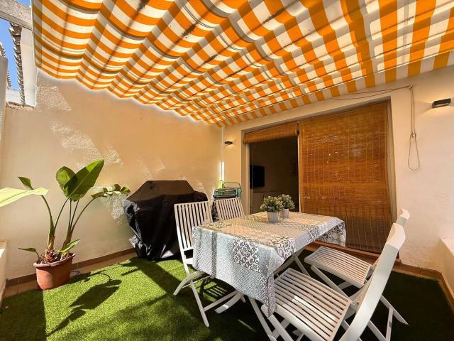 Apartment for rent in Los Naranjos, Marbella, Málaga