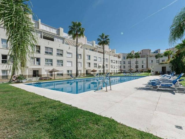Apartment for rent in Las Brisas, Marbella, Málaga