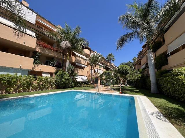Apartment for rent in Las Chapas, Marbella, Málaga