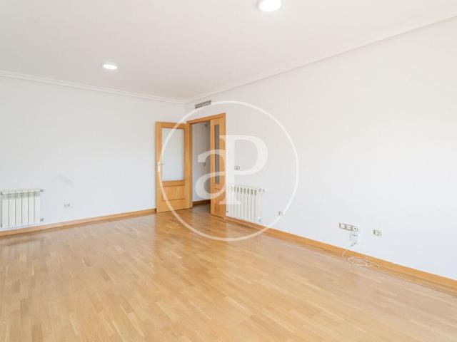 Apartment for Rent in Montecarmelo