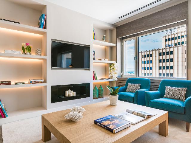 Spacious & comfortable apartment in the Plaza de España