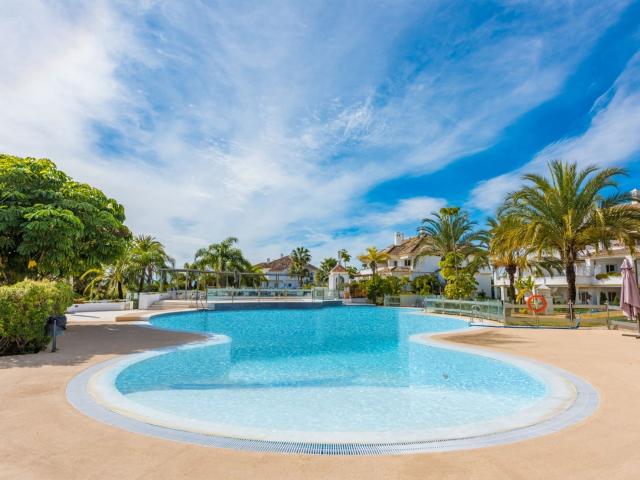 Apartment for rent in Marbella, Málaga
