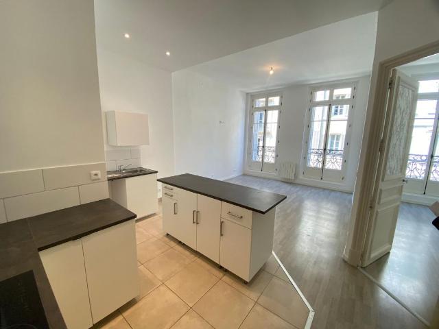 apartment for rent in, Marseille 1 Ar 13001