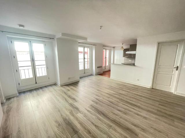 apartment for rent in, Marseille 2 Ar 13002