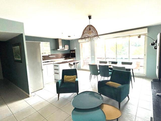 apartment for rent in MARSEILLE 6EME