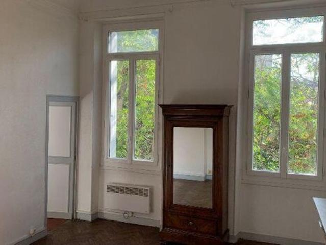 apartment for rent in MARSEILLE 6EME