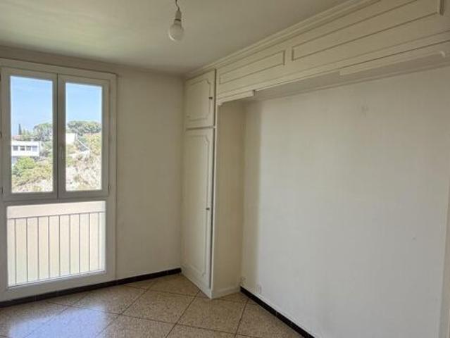apartment for rent in MARSEILLE 7EME