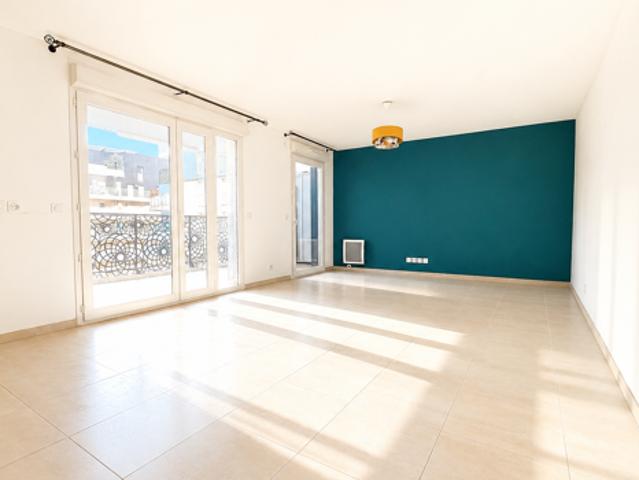 apartment for rent in MARSEILLE 8EME