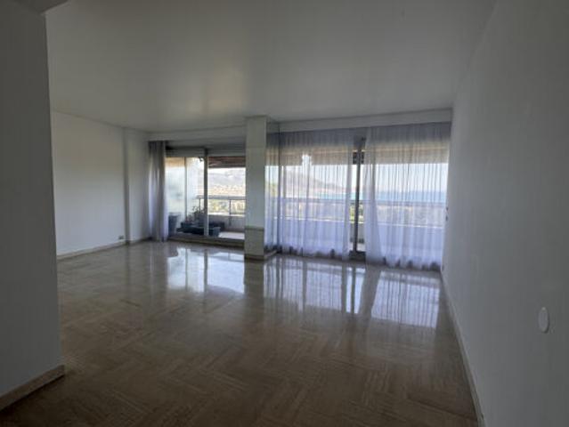 apartment for rent in MARSEILLE 8EME