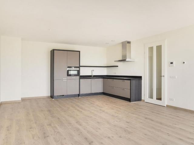 apartment for rent in Mary van der Sluisstraat 410 1095ME Amsterdam Sportheldenbuurt Amsterdam