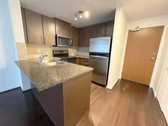 Apartment for rent in New Westminster, New Westminster, 1110 8.