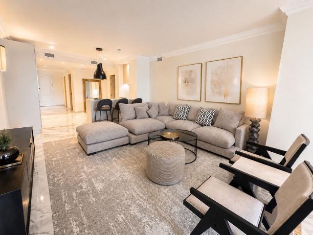 Apartment For Rent in Nueva Andalucía, Marbella