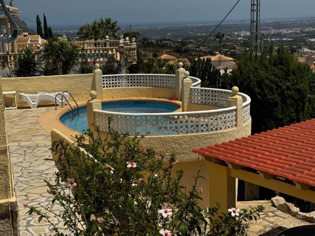 Apartment for rent in Sanet i Negrals, Alicante