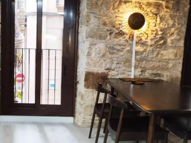 Apartment for rent in Sant Pere Santa Caterina i la Ribera, Barcelona, bills included