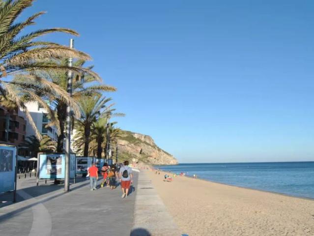 Apartment for rent in Sesimbra with all bills included