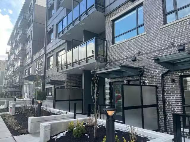 Apartment for rent in Surrey, North Surrey, 1st floor 10777 13.