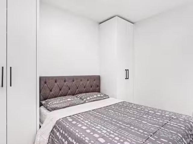 Apartment for rent in Surrey, North Surrey, 22F 13428 105 Aven.