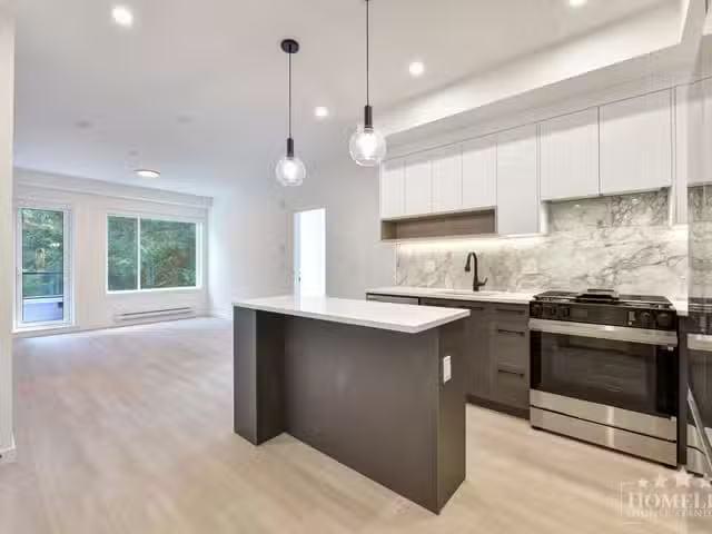 Apartment for rent in Surrey, Cloverdale, 210 6220 Gooseberry.