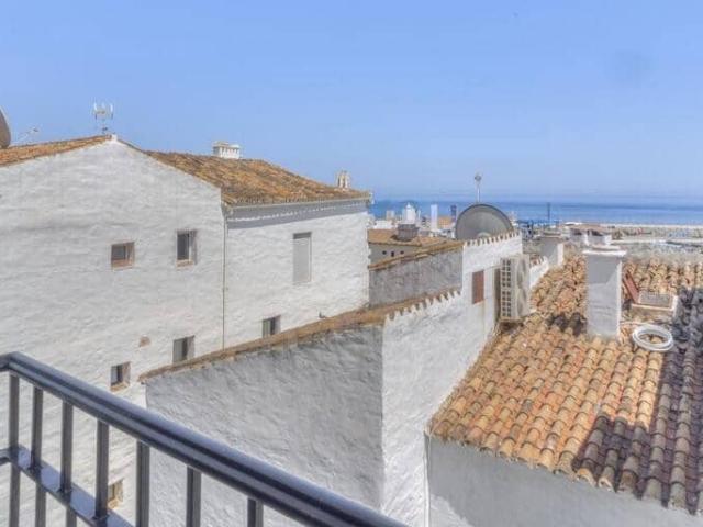 Apartment for rent in Puerto Banus, Marbella, Málaga