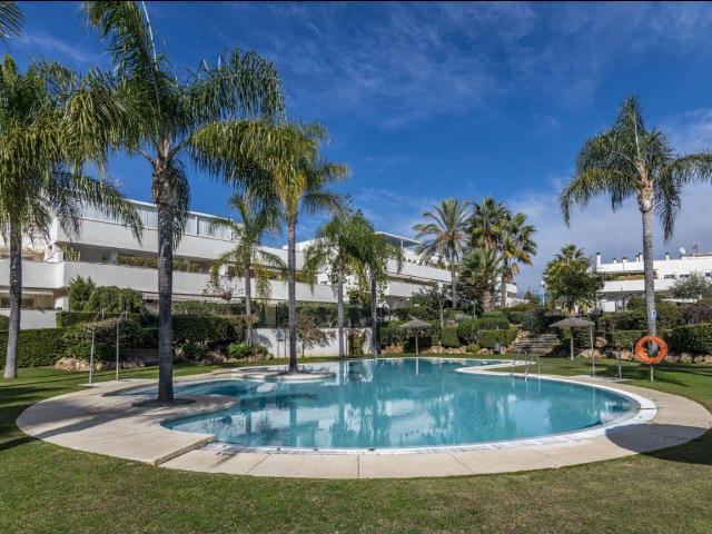 Apartment for rent in Rodeo Alto Guadaiza La Campana, Marbella, Málaga