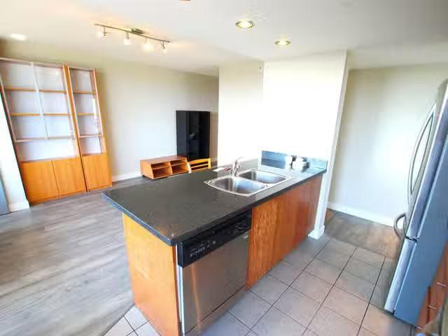Apartment for rent in Richmond, Richmond, 1001 6233 Katsura St.