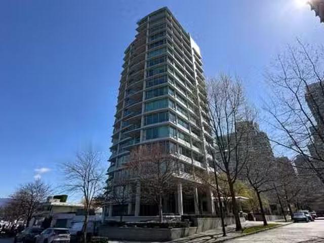 Apartment for rent in Vancouver, Vancouver West, PH4 1777 Bays.