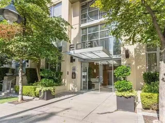 Apartment for rent in Vancouver, Vancouver West, 1209 1225 Ric.