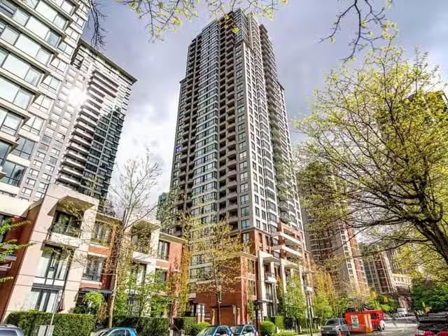 Apartment for rent in Vancouver, Vancouver West, 909 Mainland.
