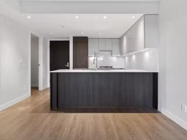 Apartment for rent in Vancouver, Vancouver East, 211 1588 E Ha.