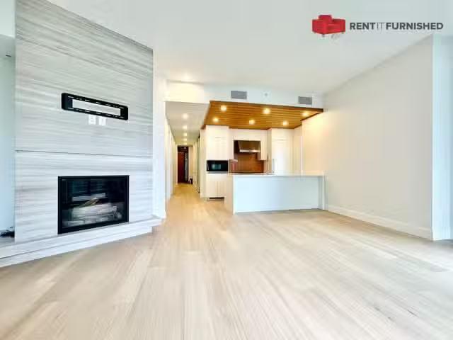 Apartment for rent in Vancouver, West Vancouver, 601 6699 Nels.
