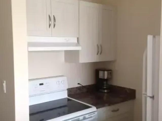 Apartment For Rent Innisfail AB 945 ELS101041567