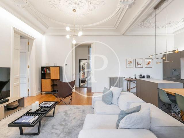 Apartment for Rent on Ausiàs Marc Street, Barcelona