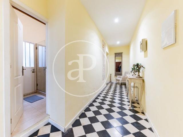 Apartment for Rent on Paseo del Borne