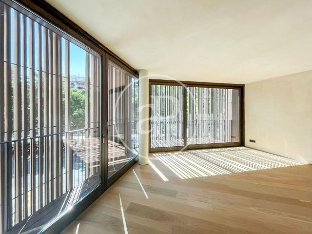 Apartment for Rent on Paseo Mallorca