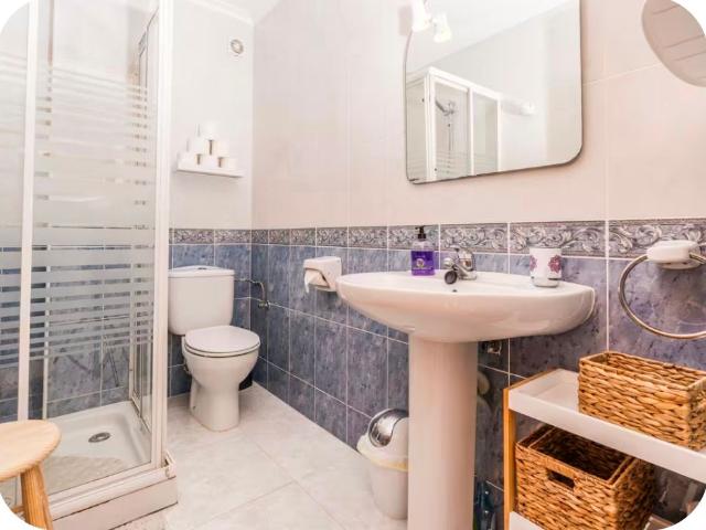APARTMENT FOR RENT LONG TERM WITH 2 BEDROOMS