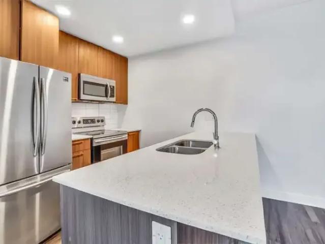 Apartment For Rent Langley BC 1835 ES99878184