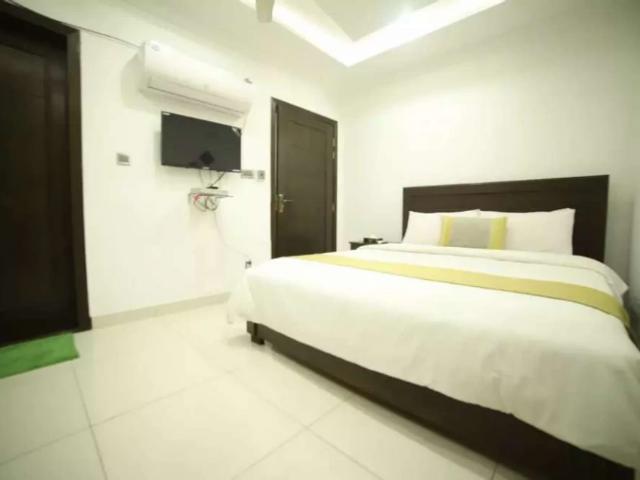 Apartment for rent Short and long term Bahria Town phase4 Civic center Islamabad Bahria Town ID 23323
