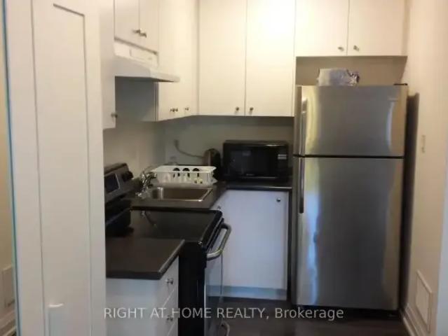 Apartment For Rent Richmond Hill ON 1700 ES104895181