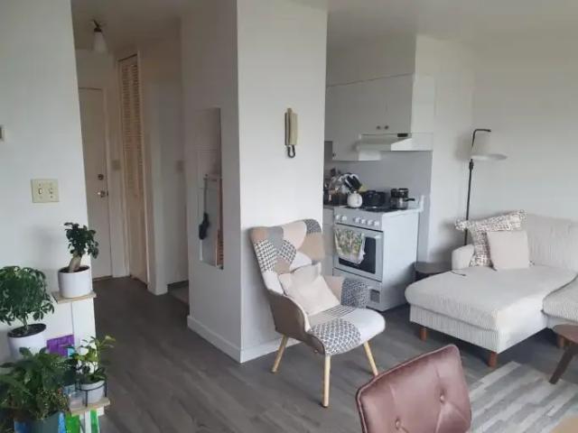 Apartment For Rent West Vancouver BC 1800 ES101826416
