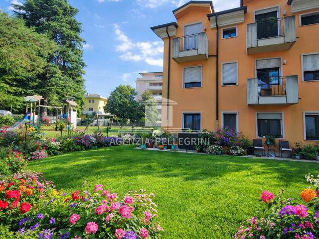 APARTMENT FOR RENT WHIT GARDEN